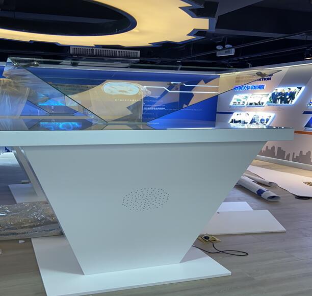 蚁利3d全息展示柜，全息教学幻影成像，360全息投影柜科教用，科普全息展览展示设备，3D全息投影展示柜生产厂家提供供应服务