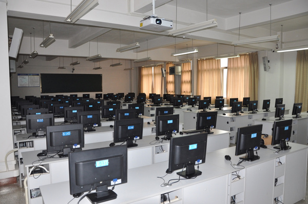 教育应用场景全覆盖 NEC投影机为智慧教育提供丰富选择
