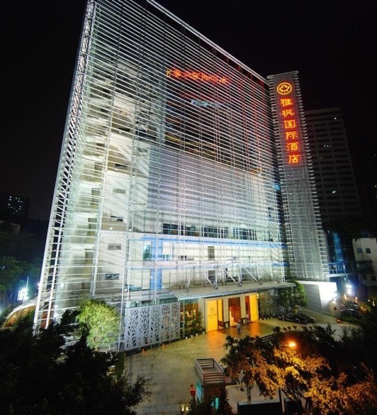 电梯空气安全至关紧要，雅枫国际酒店率先使用EBC电梯空气消毒机