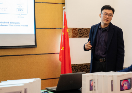 訊飛智能學習機筑夢班正式開啟，首站走進合肥第五十中