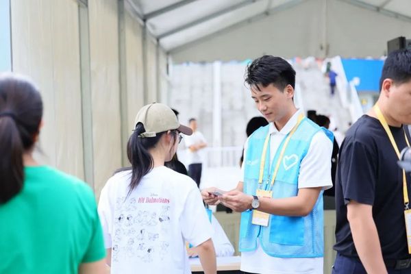 千余名川大志愿者服務成都大運會 向世界展示青春風采