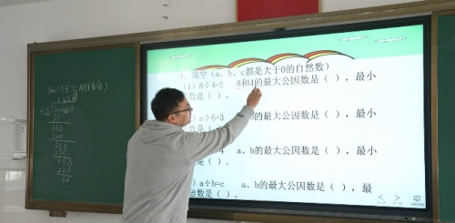 智慧大屏挑花眼？一文讀懂采購四步走！