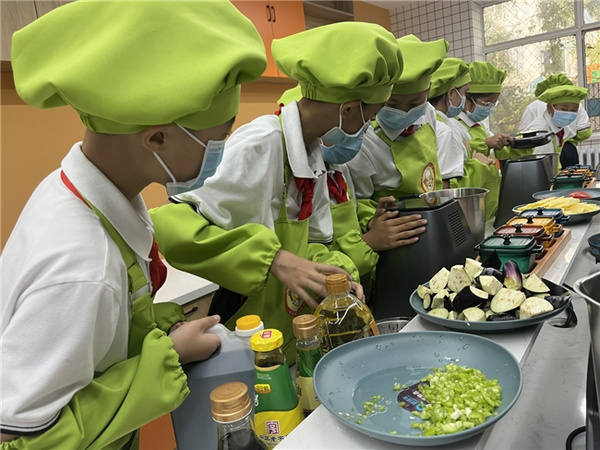 哈爾濱市阿城回民小學：“曼陀羅九宮”模式，賦能智慧教育無限拓展