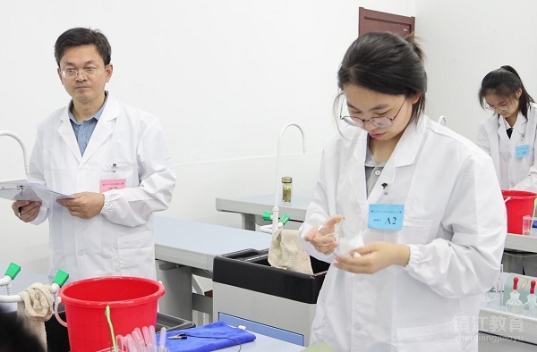 江蘇鎮江市中小學實驗能力大賽決賽圓滿落幕