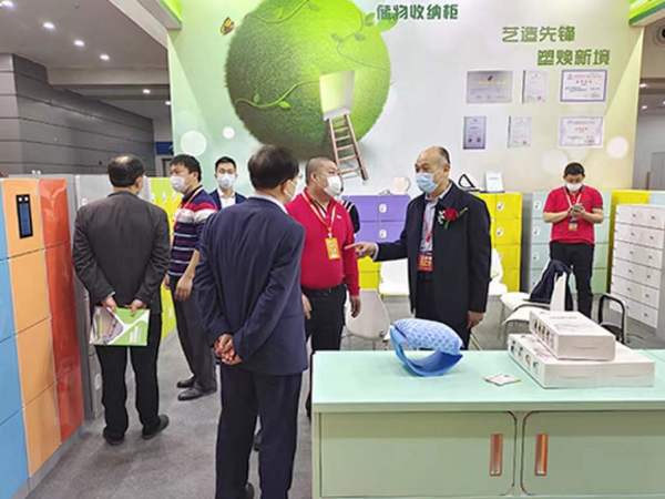 富桂通科技：午休神器出圈 小憩問題迎刃而解
