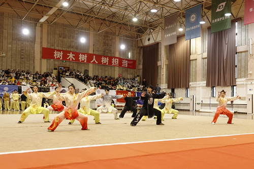 首都体育学院武术代表队参加“首都高校武术比赛集体比赛”斩获佳绩