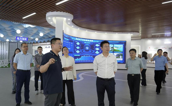 河北科技大学与故城县人民政府签订战略合作协议