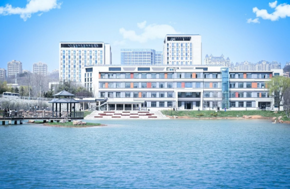 大连理工大学“卓英创空间”正式启用，打造创新创业创投校友联动新基地