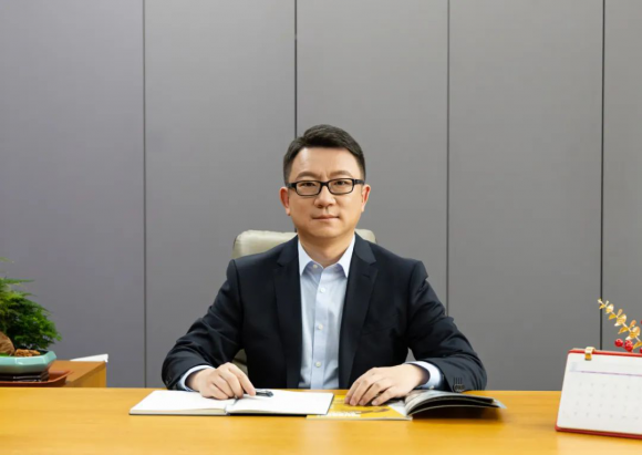 王騰先生出任凱文教育集團董事長