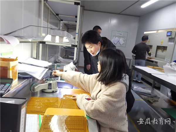安徽宣城市機電學校開展學生寒假下企業社會實踐活動