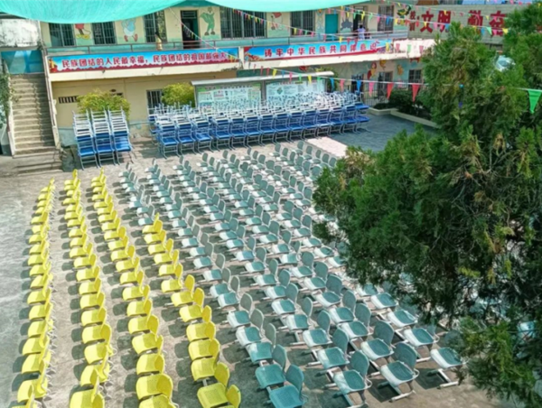 愛心助學，情暖“六一”丨博士有成對岑溪市大公小學捐資助學