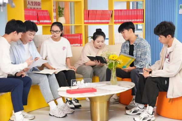 福建阳光学院凭什么吸引众名家？6000 万引才背后的 “硬核” 师资密码