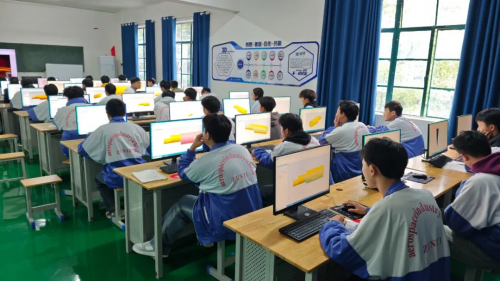 創想三維助力遵義教育，百臺3D打印機捐贈儀式圓滿舉行