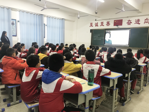 爱乐奇智慧双师助推江西东湖小学信息化改革