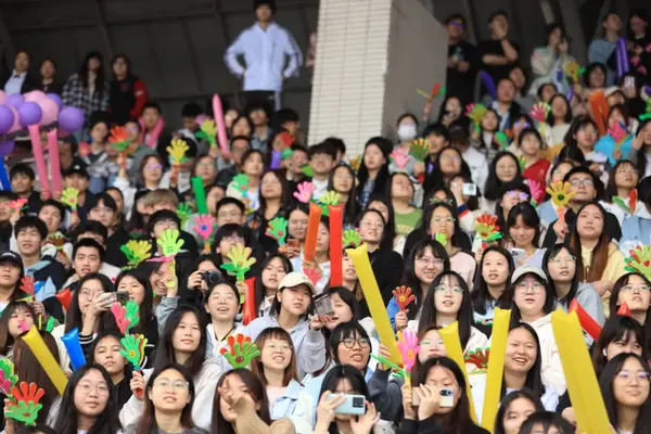 重慶師范大學舉辦第五十七屆春季田徑運動會