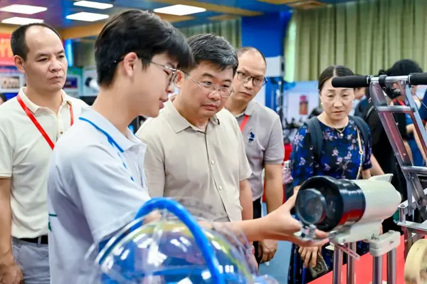 聚焦“大科学”教育！2024年城市中小学科学教育合作发展大会举行