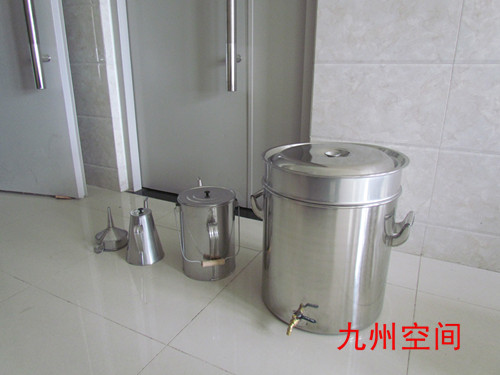 北京二级过滤小油壶生产商-ф150×ф75×200（2L）(滤网60目．80目用户自选)