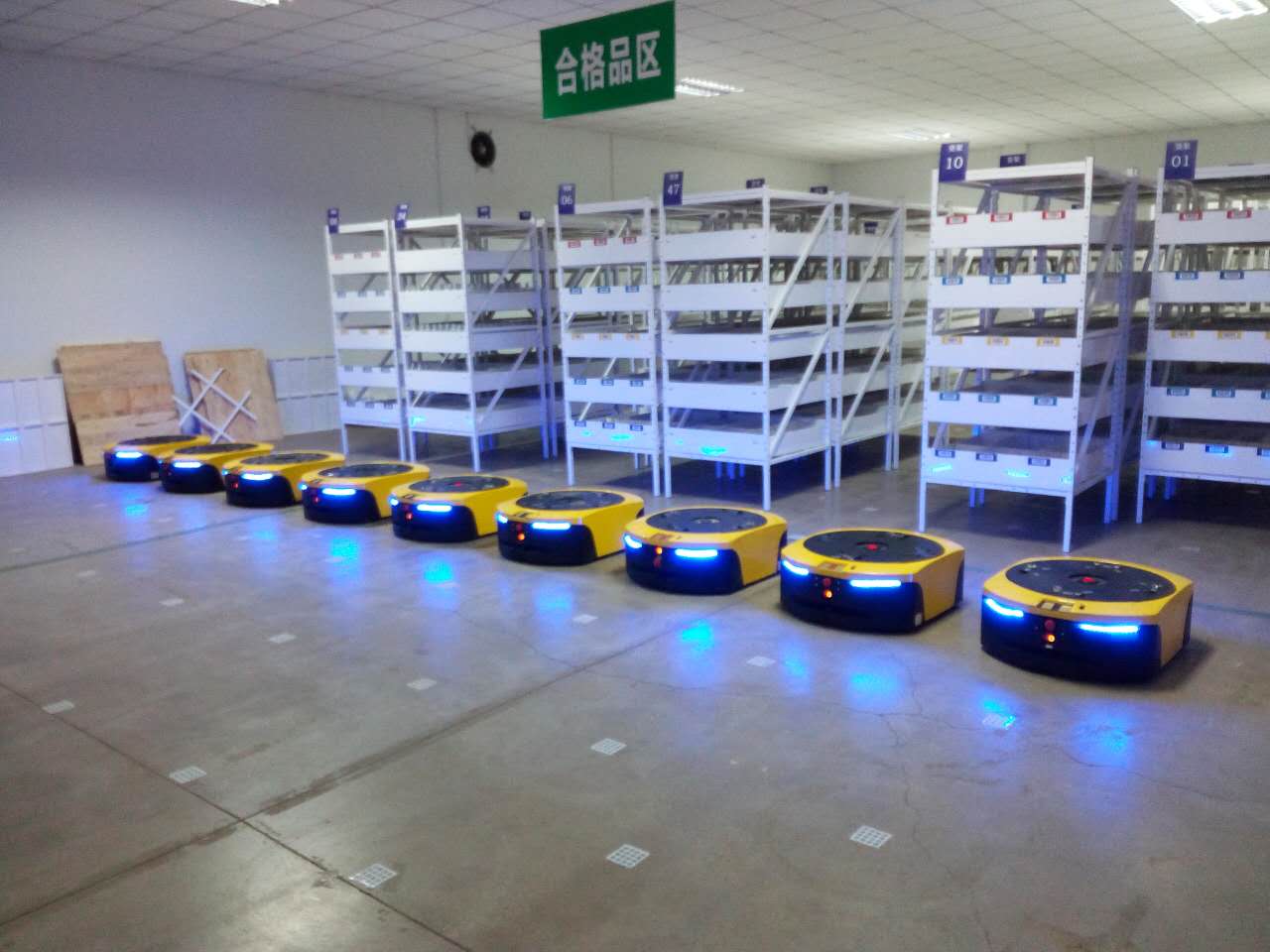 歐鎧倉儲機器人小精靈